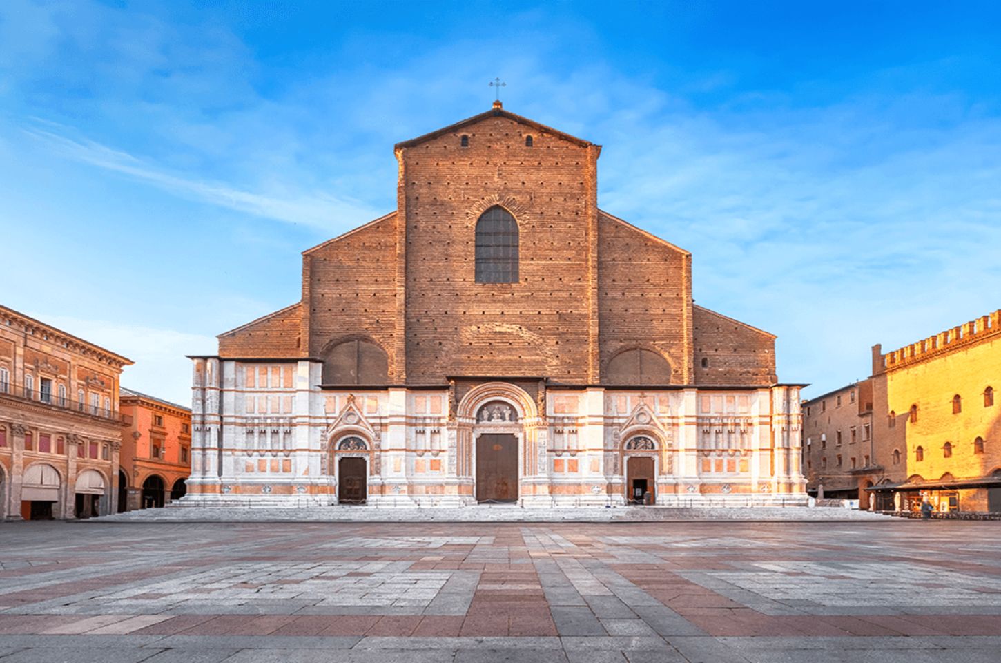 Credit :: basilicadisanpetronio