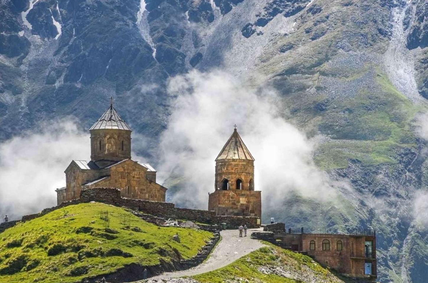 Credit :: www.getyourguide.com
