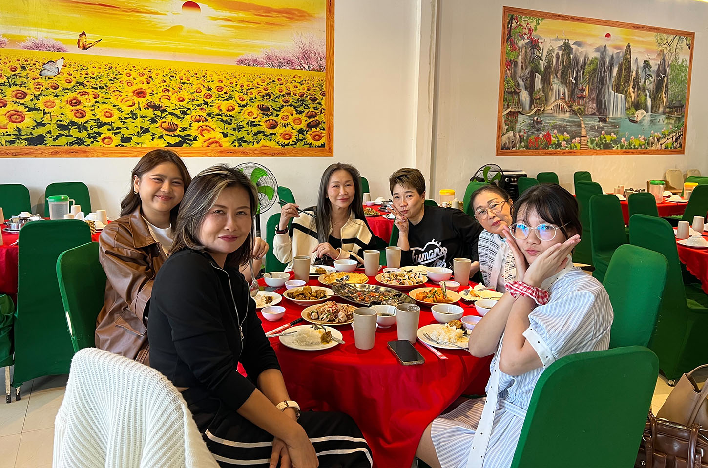 ครอบครัวคุณผึ้ง ทริปเวียดนาม